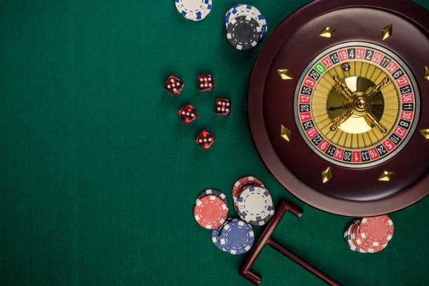 garuda hoki mobile app interface showing sportsbook and live-dealer options